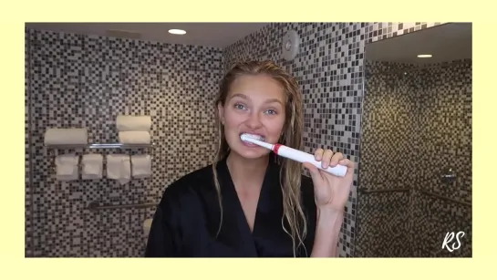 Model Morning Routine _ Breakfast, Skincare, Hair _ Romee Strijd