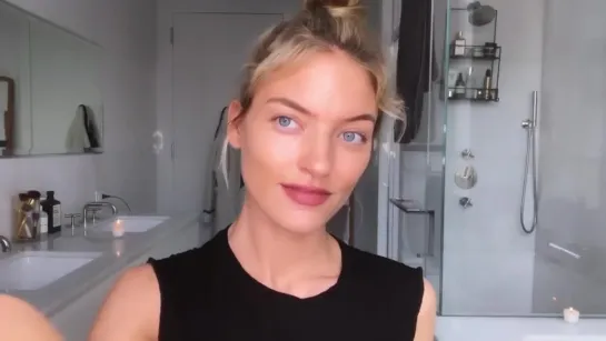 Everyday Makeup using 5 Products _ Martha Hunt