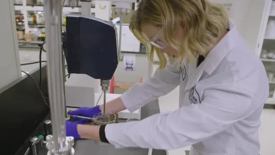 What Its Actually Like Inside a Lab _ Karlie Kloss