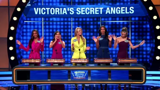 Meet the teams! Victorias Secret Angels VS The Bachelors! _ Celebrity Family Fe