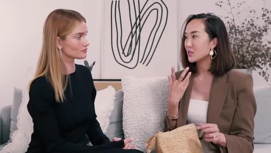 Chriselle Lim shows Rosie Huntington-Whiteley whats in her bag