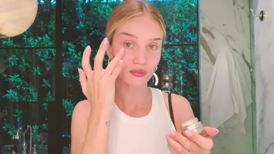 Rosie Huntington-Whiteley shares her skin care routine