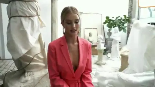 QUESTIONS WITH ROSIE Get to know @RosieHW and her must-have wardrobe essentials.