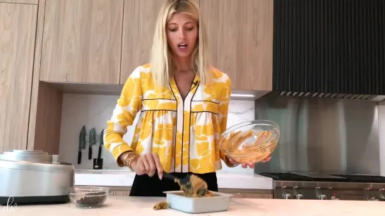 What I Eat in a Day_ Lunch Edition _ Devon Windsor _ Healthy Peanut Butter Blond