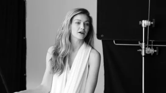 Gigi and Kate Tell all_ Behind the Scenes of the SS18 Campaign