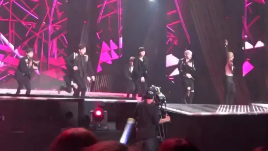 [VK][170520] MONSTA X Fancam 'Beautiful' @ KCON 2017 JAPAN