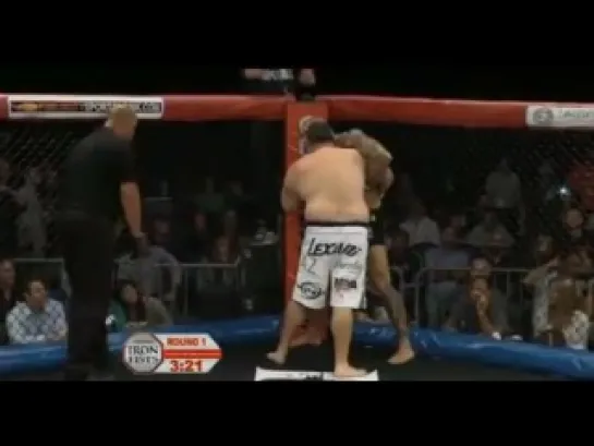 Batista debut MMA 06-10-2012