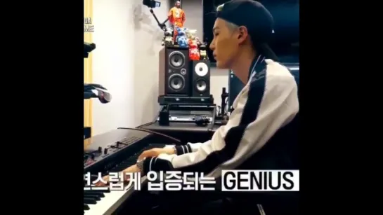 yoongi playing the piano wow