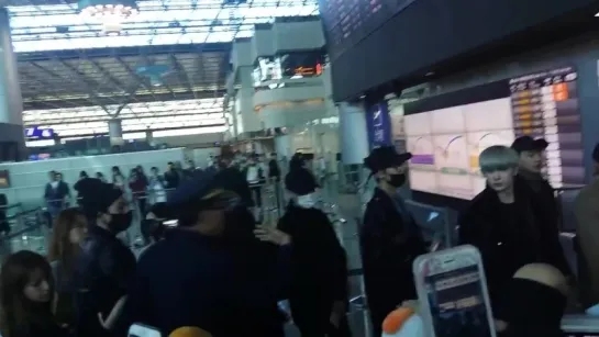 [VK][161219] MONSTA X Fancam @ Airport in Taipei (Taiwan)