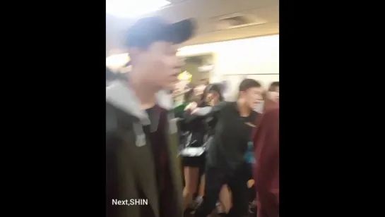 [VK][161217] MONSTA X Fancam @ Airport Incheon