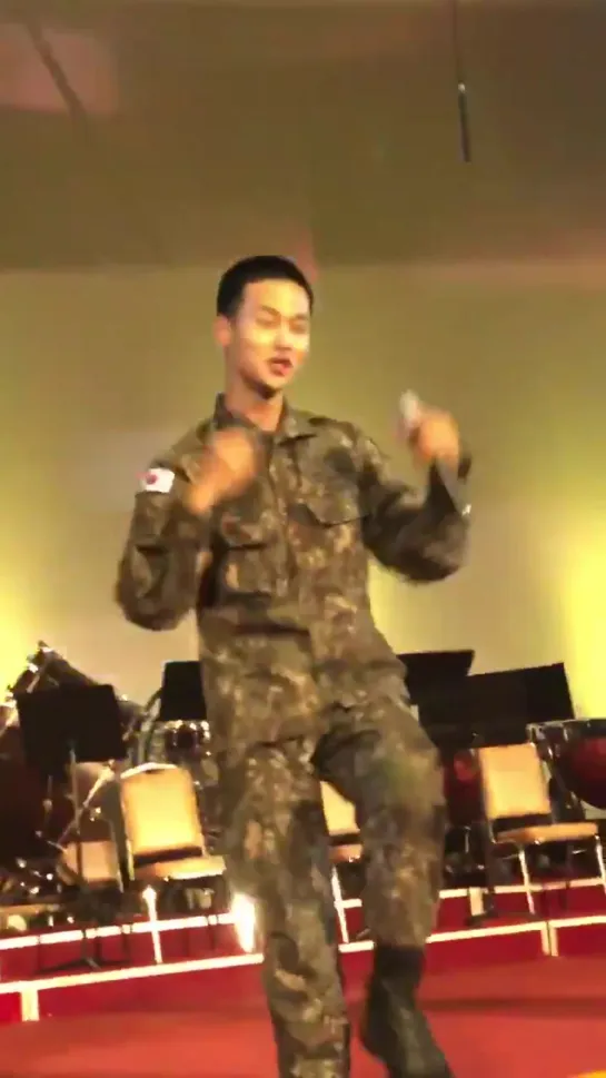 [FANCAM] 190502 @ Korea Military Academy concert