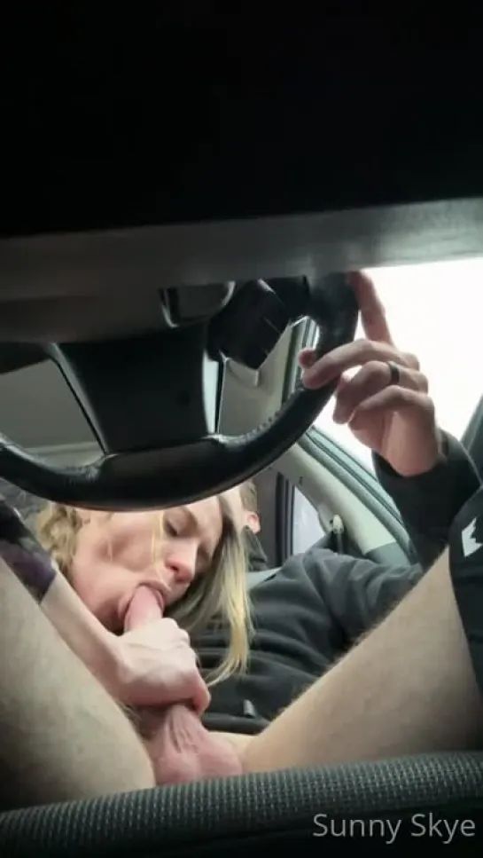 Sunny & Skye - Amateur Blowjob in the Car under the Wheel Husband and Wife Couple (SunnySkye sunnyskyuncensored)