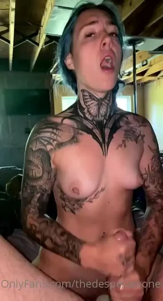 Pandora Skye - Tattooed Girl BG Handjob Action (@thedesperateone Onlyfans Leak)