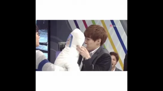 yoongi kiss