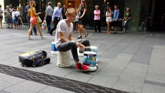 Gordo Bucket Drumming