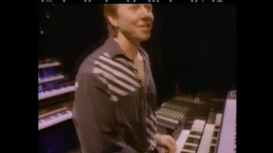 Dire Straits - Walk Of Life