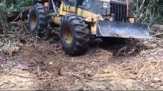 [HeavyTV] 15 Extremely Dangerous Cranes,Excavator & Truck Fails! Logging Truck Driver Skills On Dangerous Road