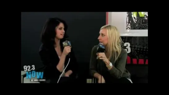 Selena Gomez 6 Qs In 60 Seconds With Lisa Paige