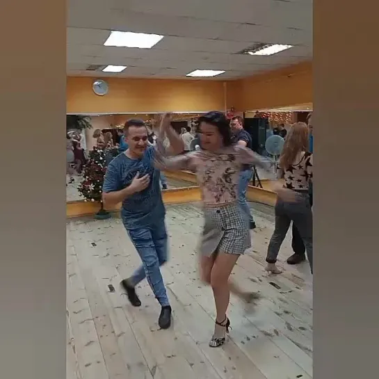 Привет, с Новым Годом!😃