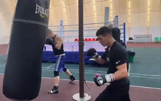 Дмитрий Бивол (New Boxing)