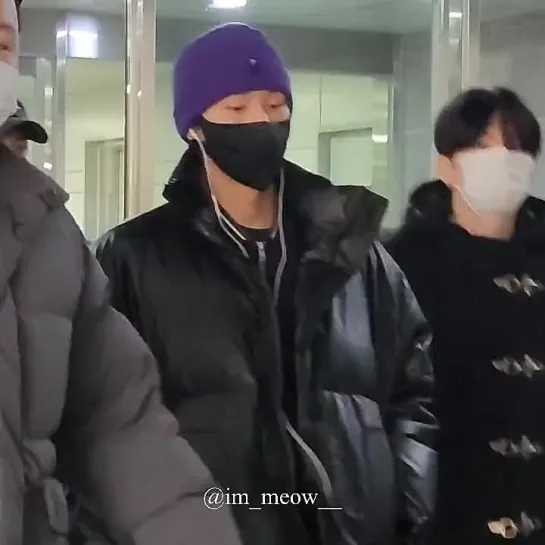 [VK][221204] MONSTA X fancam @ Airport Jeju