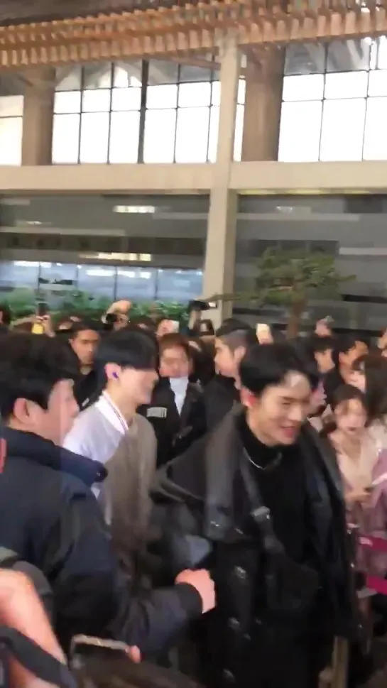 [fancam][16.12.2019] Airport Gimpo, fly to Japan