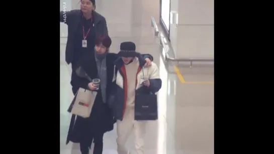 [Fancam][26.01.2018] Airport London Heathrow