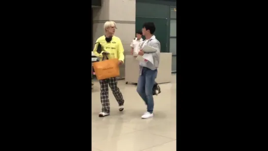 [Fancam][15.08.2017] Airport Incheon