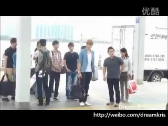 [FANCAM] 120527 EXO-M @ Incheon Airport (Kris Focus) часть 1