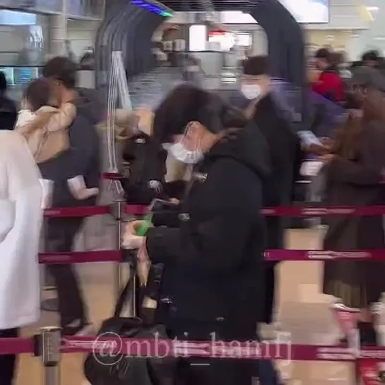 [VK][221204] MONSTA X fancam @ Gimpo Airport