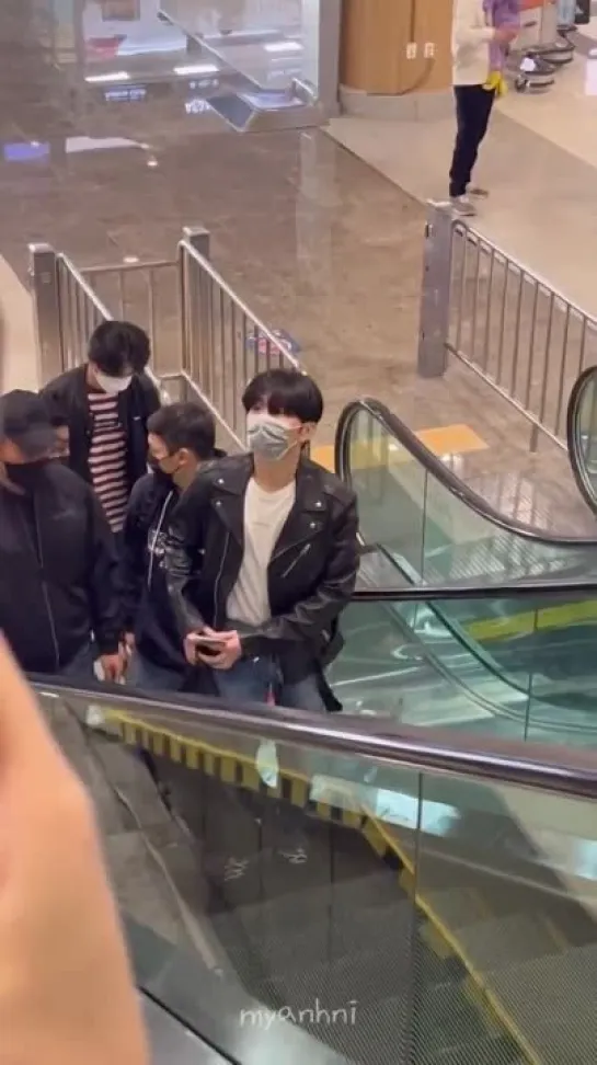 [VK][221014] MONSTA X fancam @ Gimpo Airport