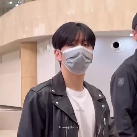 [VK][221014] MONSTA X fancam @ Gimpo Airport