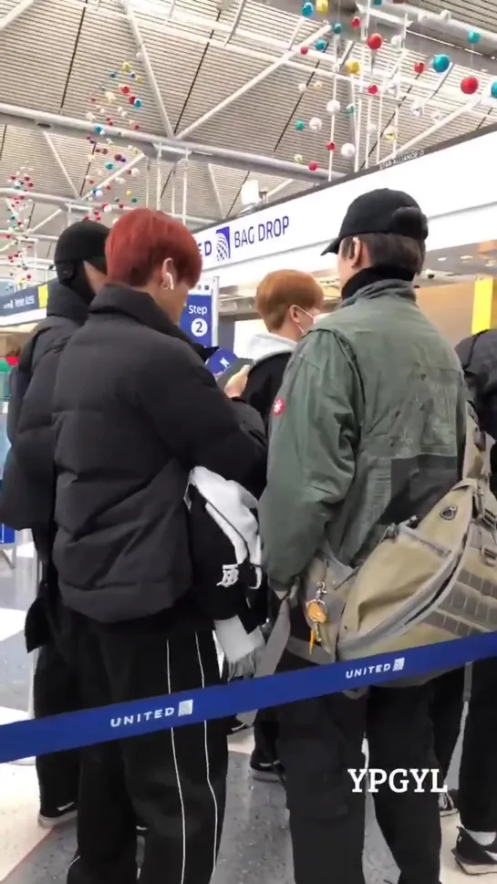 [VK][191208] MONSTA X fancam @ Chicago Airport