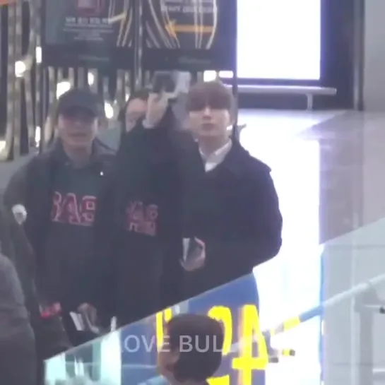 [VK][191202] MONSTA X fancam (Kihyun focus) @ Incheon Airport