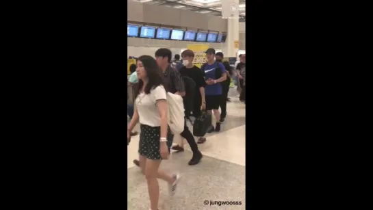 [VK][180728] MONSTA X fancam @ Houston Airport