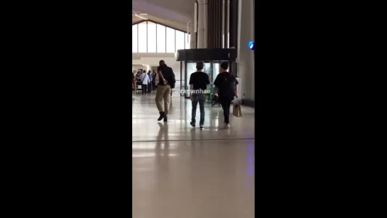 [VK][180724] MONSTA X fancam @ Newark Airport