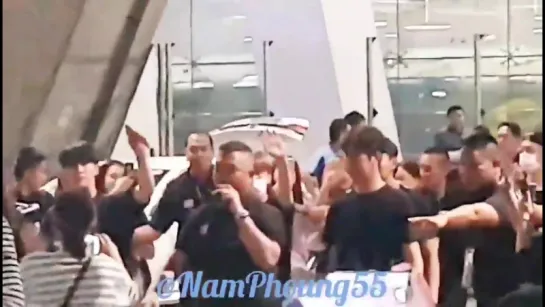 [VK][180628] MONSTA X fancam @ Bangkok Airport