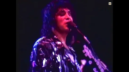 Kiss 1979 - I Was Made For Lovin You • (Live In Japan . Alternate Version . HQ