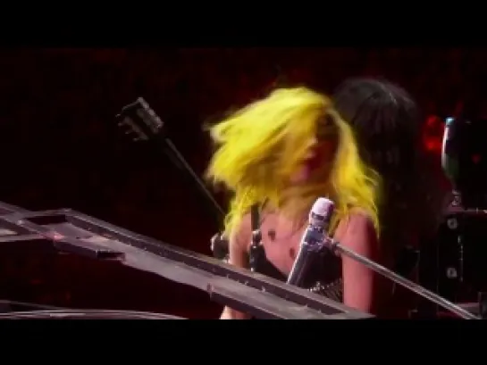 Lady Gaga - You And I (The Monster Ball HBO)