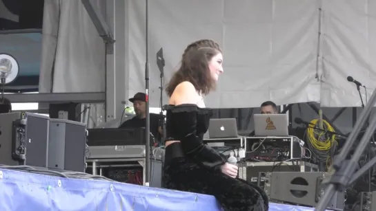 Lorde — Liability (Live @ New Orleans Jazz & Heritage Festival 2017)