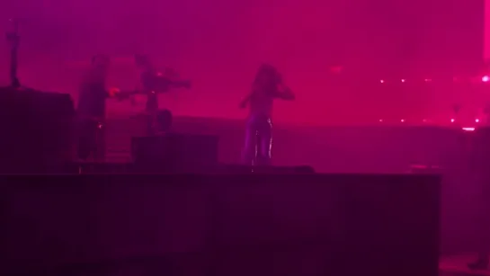 Lorde — Team (Live @ «Coachella»)