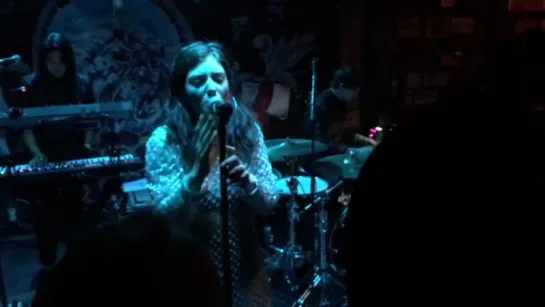 Lorde — 400 Lux (Live @ «Pappy's and Harriet's»)