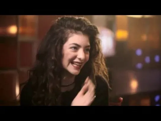 Lorde Uncut (Interview @ Orange Lounge  : 27.11.13)