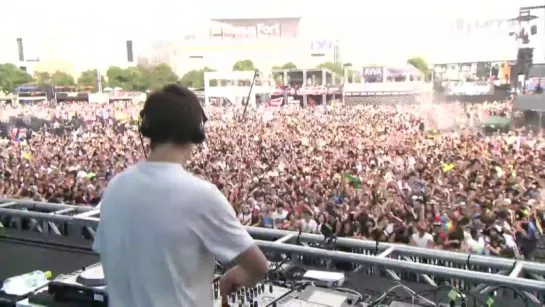 Ansolo - Ultra Japan 2015 - Day 3 - Main Stage (21/09/2015)