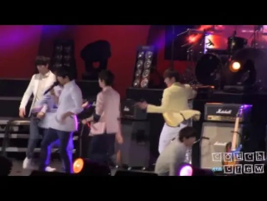 [FANCAM] 27.04.2013 ВТОВ - I Only Know Love @ Korean Music Festival