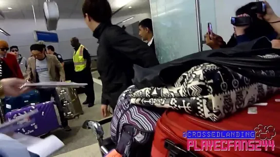 [FANCAM] 26.04.2013: BEAST & BTOB @ LAX Airport