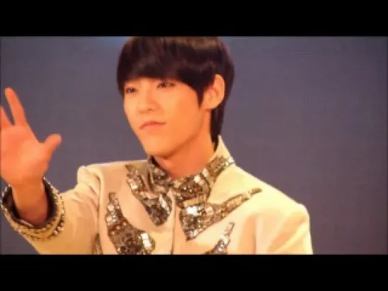 [FANCAM] [12.04.07] Minhyuk Focus - "BANG!" @ Lotte World