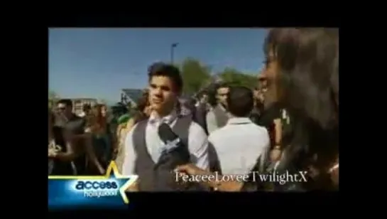 Teen Choice Awards '09: Why Is Taylor Lautner Blushing?