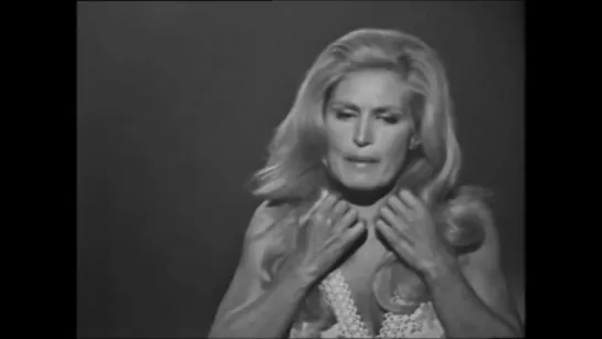 Dalida ♫ Je suis malade ♪ 17/07/1973 (Midi trente (arènes de Dax) (1re chaine)