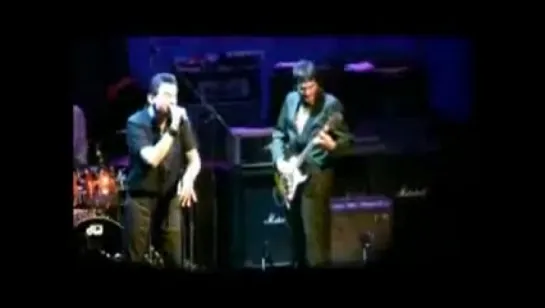 Dave Gahan (Depeche Mode) & John Frusciante (Red Hot Chili Peppers) - Personal Jesus